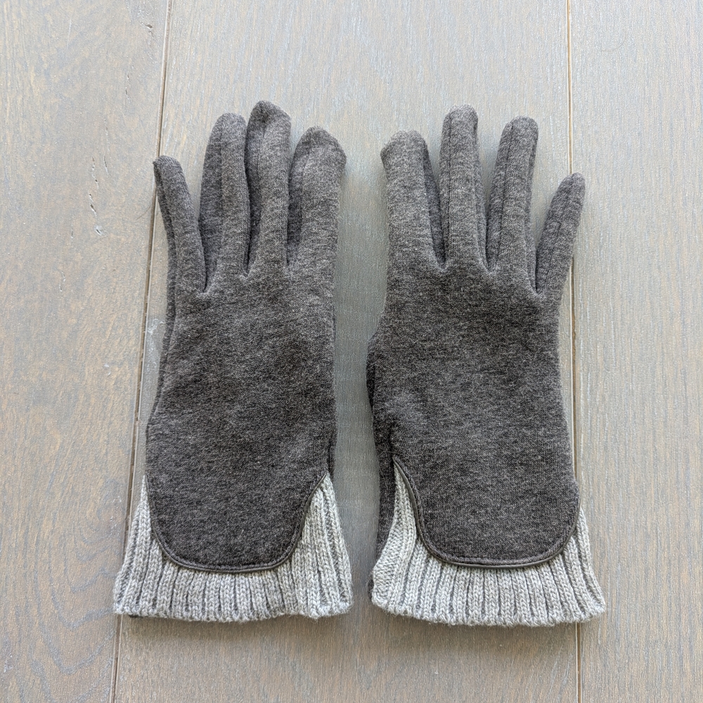 Look by M Gray 2 Tone Gloves, Very Soft, Women's One Size, New Without Tags